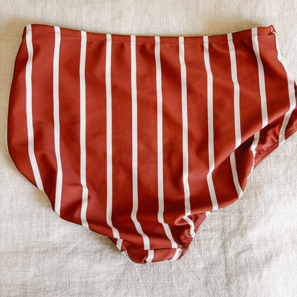 Albion Fit Sydney High Rise Swim Bottoms - Picture 4 of 5